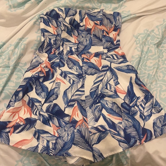 Women’s Printed Romper - Picture 3 of 8